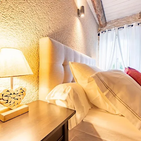 B&B Les Du Presbytere Montagudet
